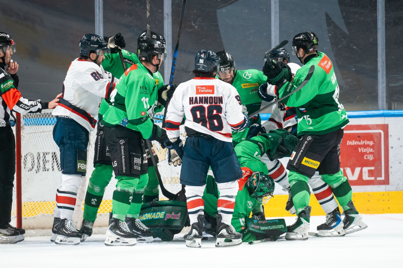 A LUBIANA FINISCE 5-4,  MILANO SCONFITTO