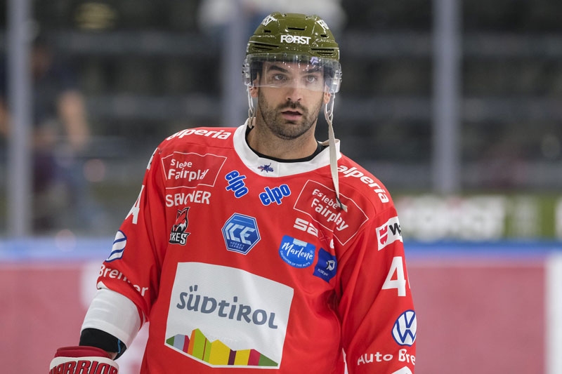 Milano completes the import package:  Scott Valentine is a new rossoblù defenseman
